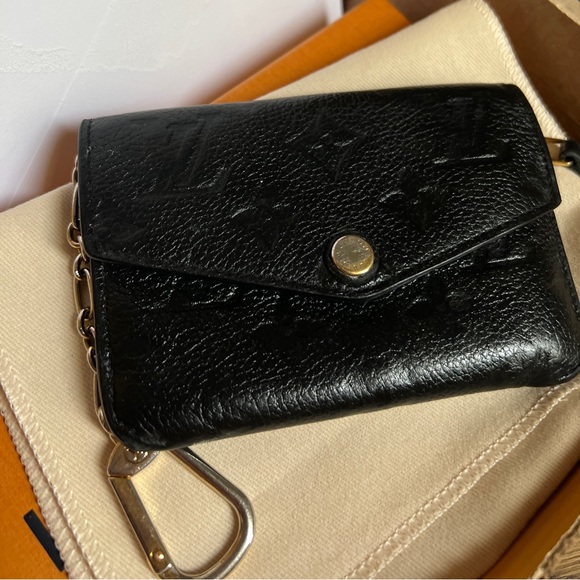 Sold Louis Vuitton Cles Empreinte Leather - Picture 2 of 13